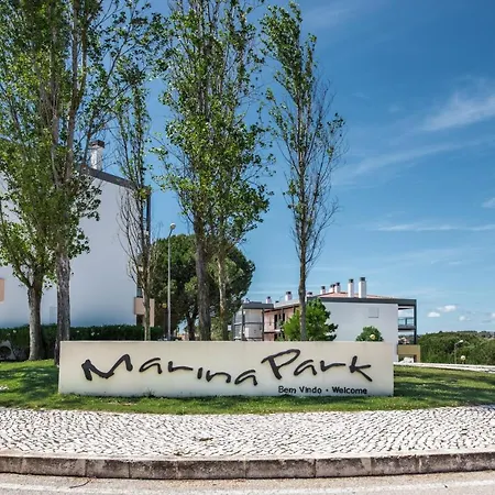 T1 Marina Park Vista Mar Апартаменты