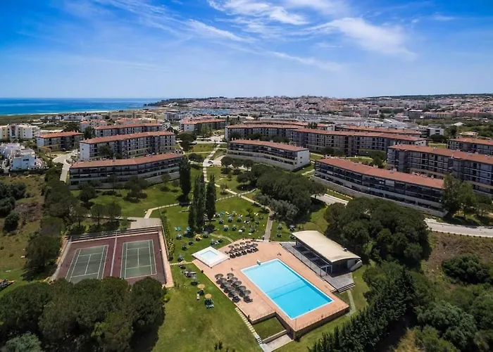 T1 Marina Park Vista Mar 아파트