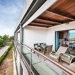 Apartment T1 Marina Park Vista Mar