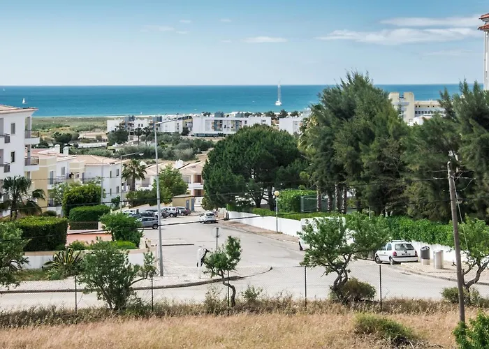 T1 Marina Park Vista Mar * Лагуш