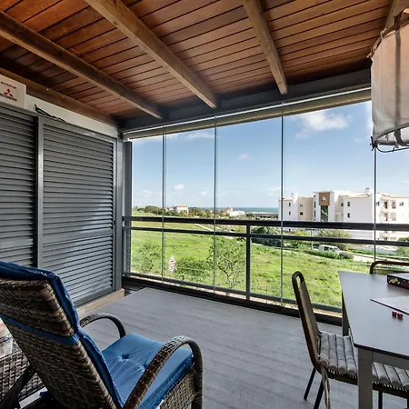 Apartment T1 Marina Park Vista Mar *