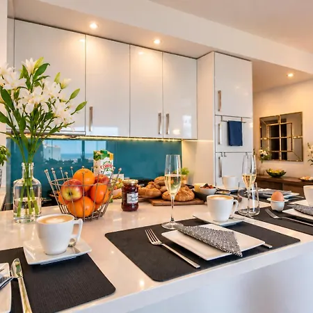 T1 Marina Park Vista Mar Apartment Lagos